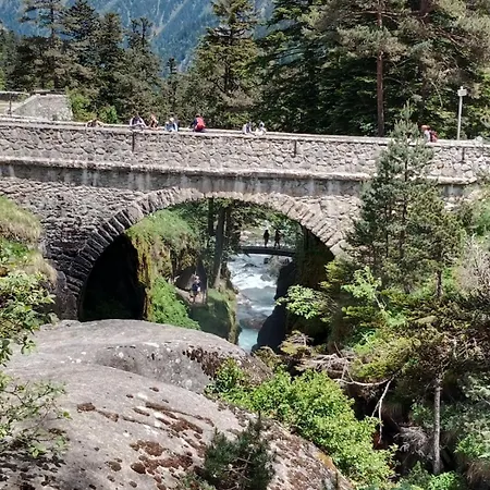 La Pâle Idéalement Situé Au Coeur Des Pyrénées *